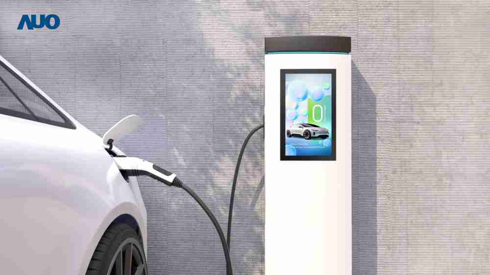 友達〝EVSE車用充電樁解決方案〞專為電動汽車充電樁設計，，，，具有高亮度、、克服戶外艱難環境的耐溫、、、、耐紫外線等特性，，，，並搭載散熱性及擴充性強的高效能工業電腦，，，，可實現人機互動訴求，，，如資訊顯示、、、、支付等應用